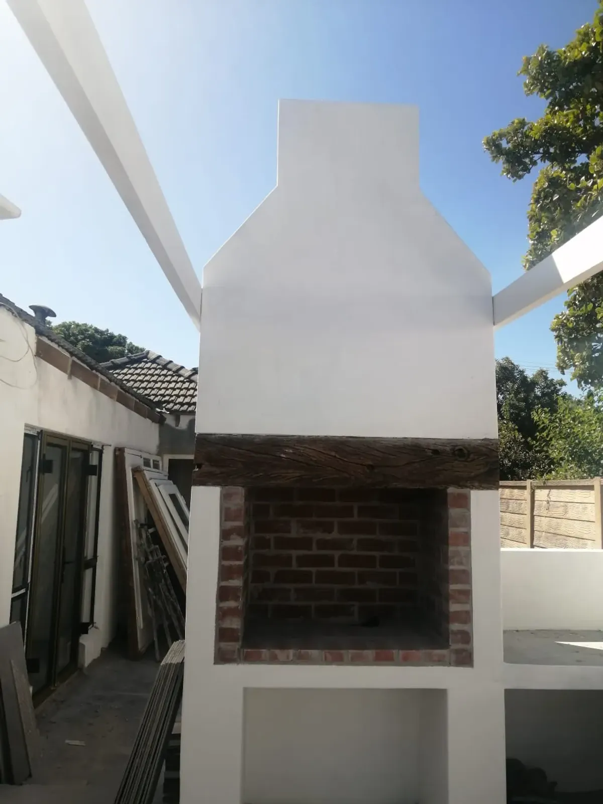 Braai/fireplace